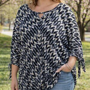 Avenue Women’s Tie Sleeve Stretchy Pullover top batwing sleeves plus size 22/24